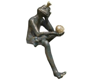 Rottenecker Bronze-Froschkönig Borris, wasserspeiend