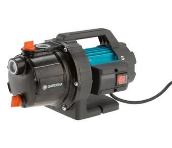 GARDENA Gartenpumpe 3700/4 BASIC, ca. B16/H20,6/T34,9 cm
