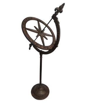 Dehner Gusseisen-Deko-Sonnenuhr, ca. B23,5/H64/T28,5 cm, Dunkelbraun - Gusseisen